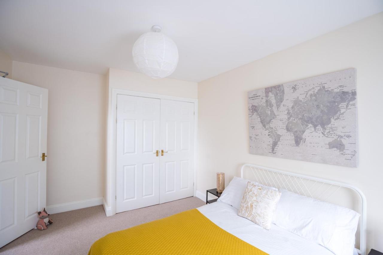 The Ella Fitzgerald - Modern 2 Bedroom Apartment, Super Close To City Centre Cardiff Exterior photo